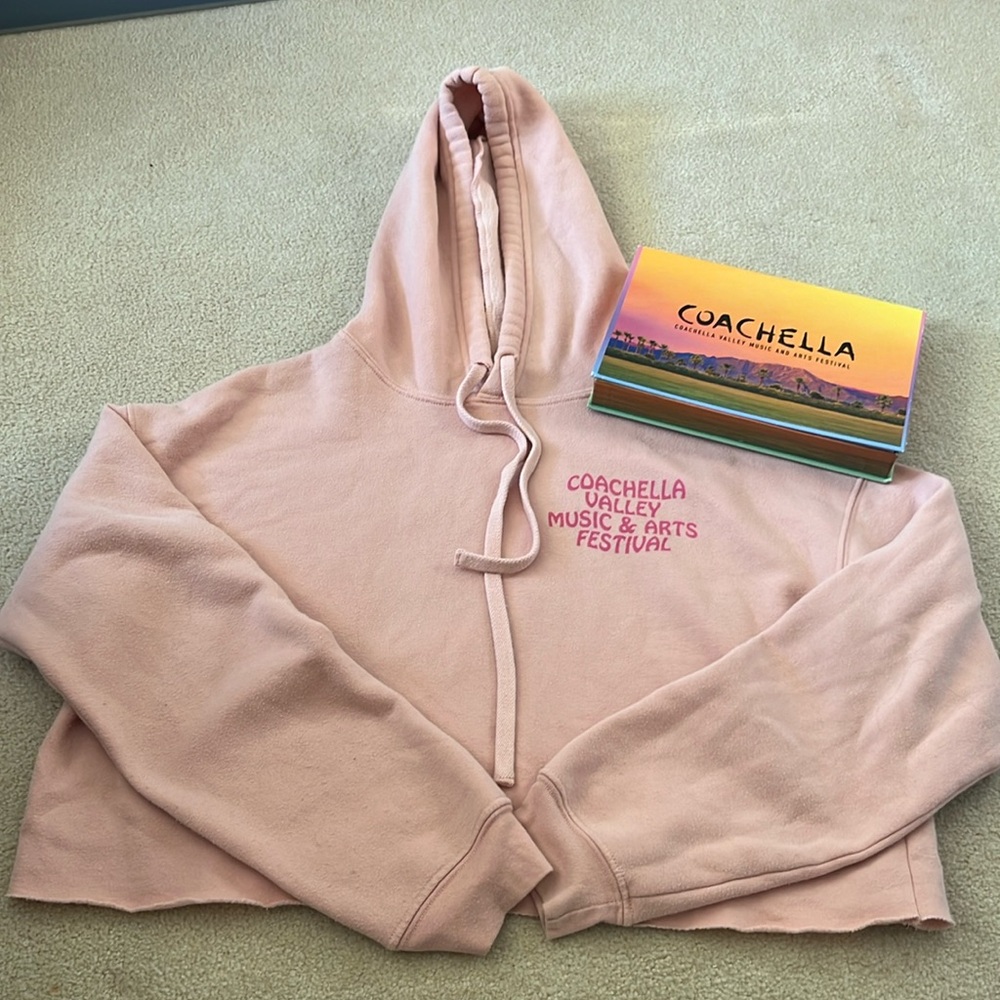 Coachella Valley Music Arts Festival Hoodie Size M Collectors Puzzle California